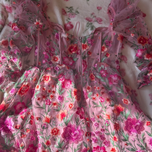For love and lemons floral pink dress - Picture 6 of 9